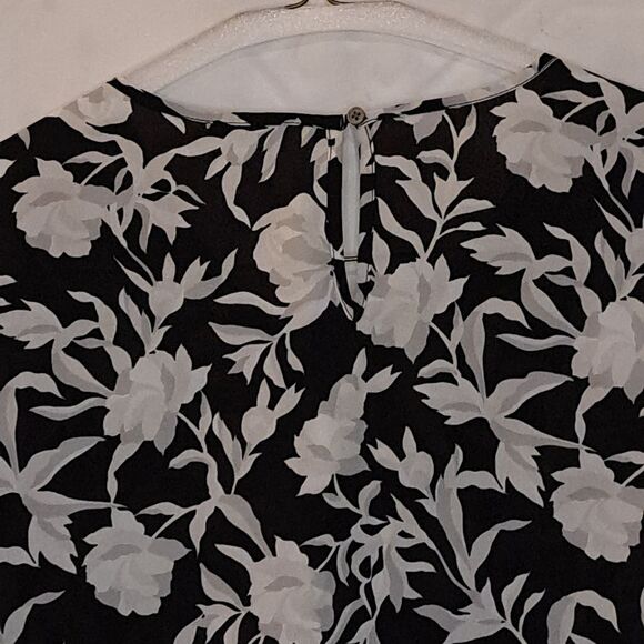 J. Crew Flowy Comfy Long Sleeve Floral Smocked Cuff Blouse - Career Business - M - Picture 4 of 12